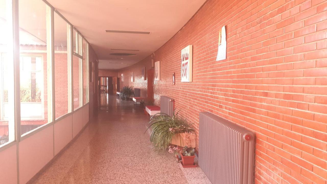 Residencia Diego Martinez 帕伦西亚 外观 照片